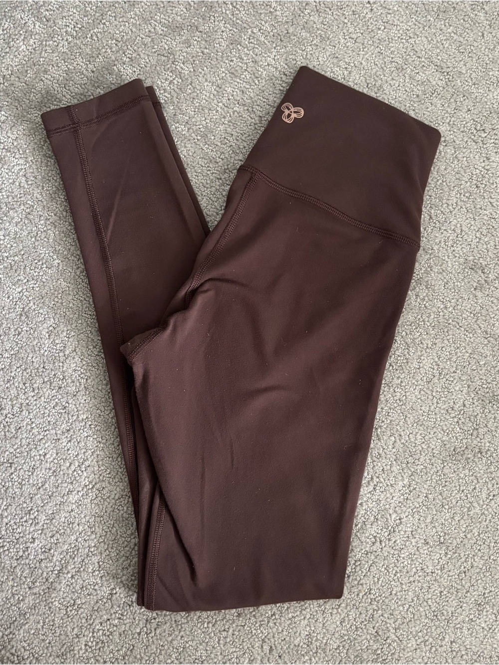Aritzia - TNA / TNAction / Golden LIFE Atmosphere Hi-Rise 26" Legging